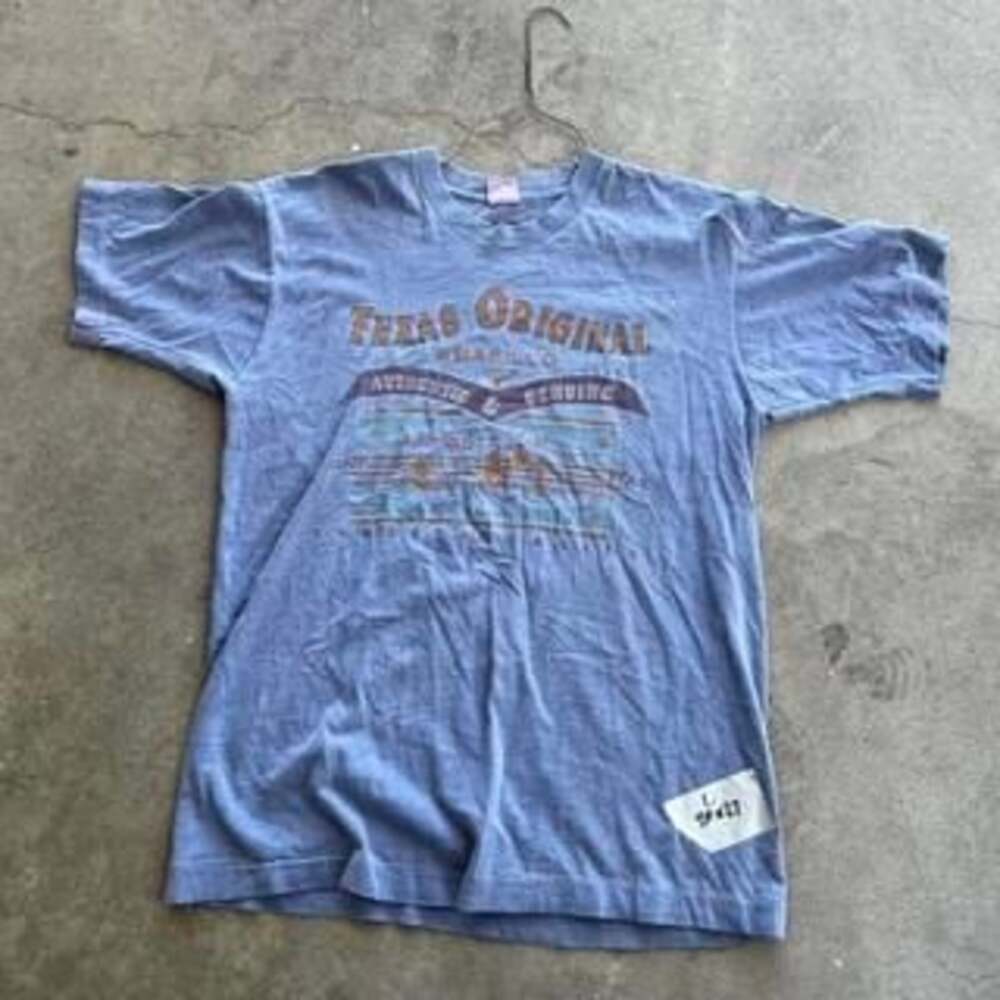 Vintage 90s Faded Texas Original Amarillo San Antonio Lone Star Graphic T-Shirt